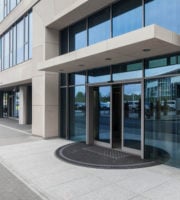 5 Reasons Why Retail Stores Should Have Automatic Doors